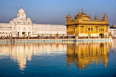 1-Day Trip to Golden Temple,Amritsar from Delhi with Both side Commercial Flight