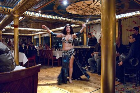 Dinner Nile Cruise in Cairo with Oriental and Belly Dance 2025