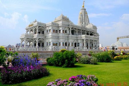 Day Trip to Mathura, Vrindavan with The Taj Mahal, Agra from Delhi