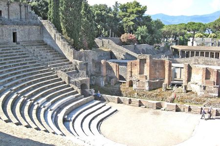 Skip the Line Ancient Pompeii Small Group Walking Tour with Top Rated Guide