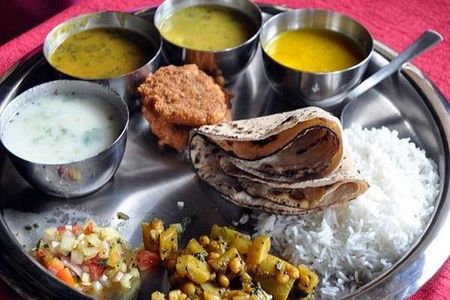 Market Visit and Cooking Class in Pune