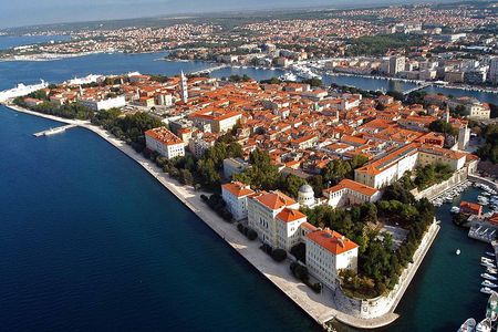 Private Customizable Tour of Croatia Via Minivan with a Guide