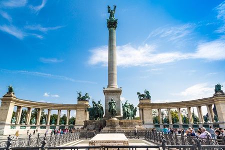 Budapest: Private 4-Hour Walking Tour with a Local