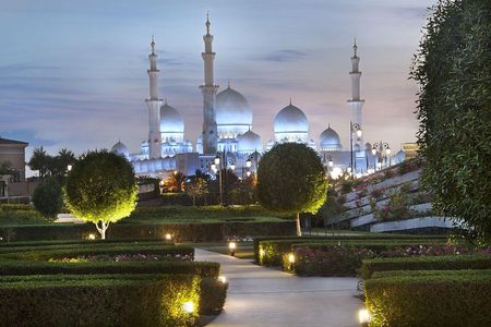 Abu Dhabi City Tour & Grand Mosque Visit From Dubai for PVT Group