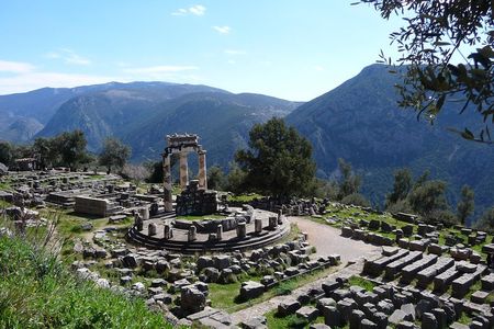 Delphi Full Day Private Tour from Athens