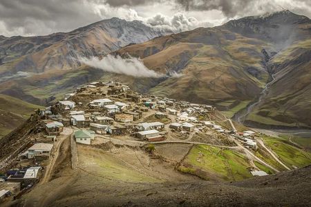 Life in the clouds: Day Trip to Quba and Khinalig