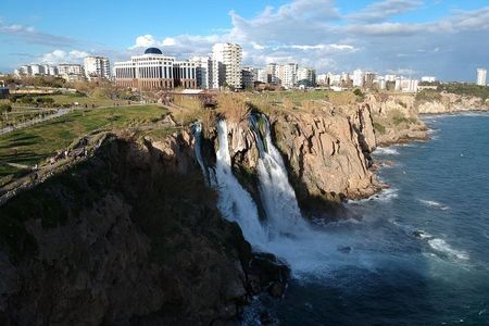 Unique Waterfalls Tour