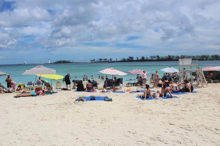 Rum Reggae and Rhythms Tour: Dancing and Cocktails