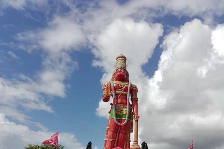 City Temple in the Sea Hanuman Murti Tour