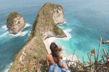 Kelingking Beach Nusa Penida Instagram Tour (Private & All-Inclusive)