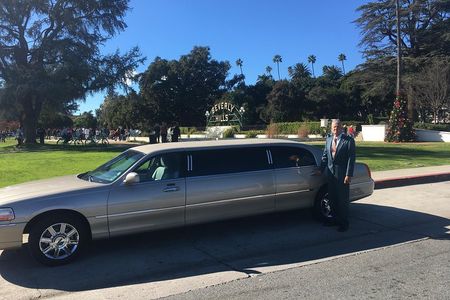 Private Limo 4-Hour Tour: Hollywood, Santa Monica and Venice