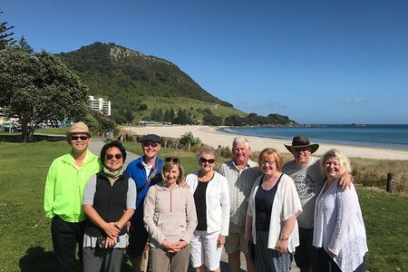 Boutique tour , Mt Maunganui, NZ farm, Rotorua lakes/geothermal 