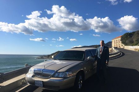 Deluxe Los Angeles 5-Hour Limo Tour with Drinks Included