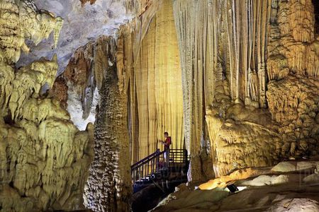 Paradise Cave And Dark Cave Tour 1 Day