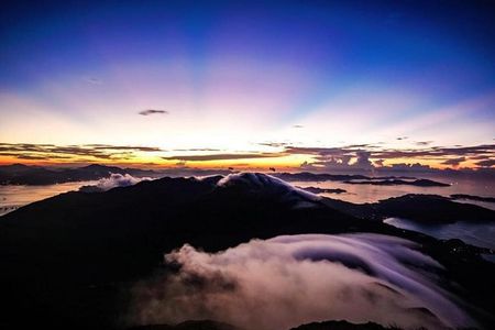 Lantau Peak Sunrise Climb
