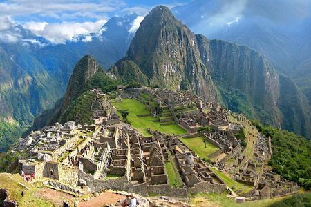 Small Group: 4-Day Inca Trail Trek to Machu Picchu