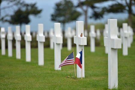Normandy American D-Day Experience (From Bayeux Station)