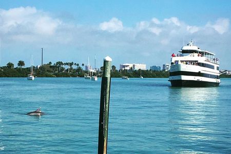 Clearwater Daytime Yacht Sightseeing Cruise with Optional Dining 