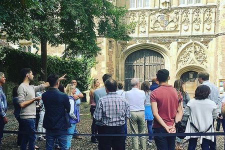 Cambridge | Alumni-Led Walking Tour w/opt Kings College Entry