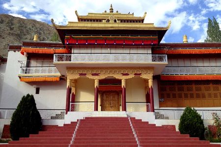 Paradise On Earth - Ladakh And Kashmir (All Inclusive with local flights)