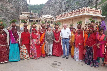 Maharajas & Sadhus - 10 Days Tour of Rajasthan, Agra & Varanasi