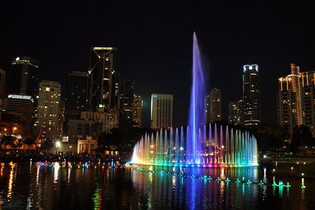 Kuala Lumpur Night City Tour: Experience the Nightlife