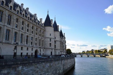 Sainte-Chapelle, Conciergerie & Palais de Justice Private Tour