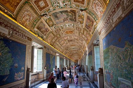 Skip the Line Vatican, Sistine Chapel and Basilica Guided Tour
