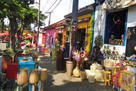 Historical Town Of Embu Das Artes – Art Galleries, Artisan Shops, Handicraft...