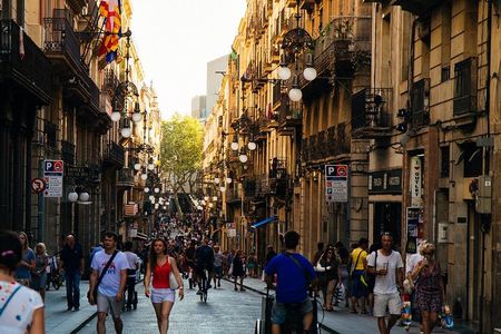 Barcelona Highlights & Hidden Gems Private Tour