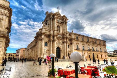 Ortigia: Syracuse's Ancient Town Center Private Walking Tour