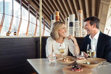 Sydney Opera House VIP Experience: Guided Tour, Dinner & Drinks 