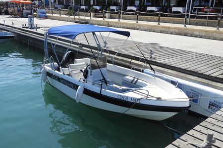 Self-drive Amathunta Private Speedboat to Blue Lagoon, Caves etc