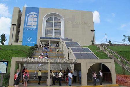 Skip the Line: Miraflores Visitor Center Ticket with Transfer