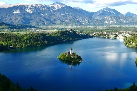Small Group Tour to Lake Bled & Ljubljana from Koper