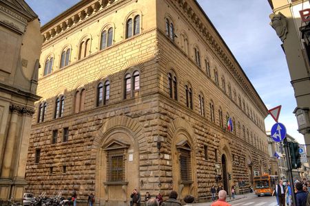The Medici Family: Lorenzo The Magnificient and the TV movie