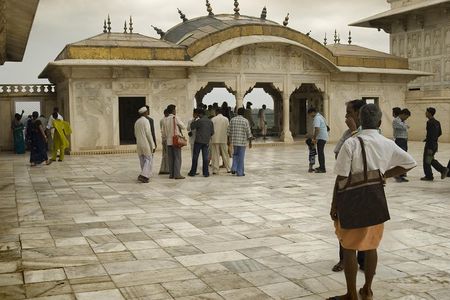 ALL INCLUSIVE Taj Mahal and Agra Tour from Delhi by Express Train