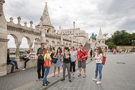 Budapest All in One Small Group Walking Tour with Strudel Stop