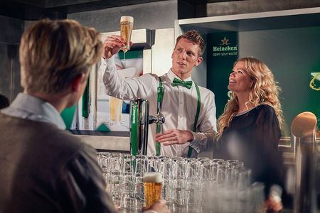 Combo Ticket: Heineken Experience Amsterdam and 1h Canal Cruise