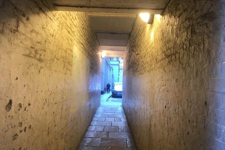 The Ghosts of the secret alleyways of old London town