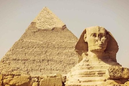 Best Cairo Day Tour- Discover Giza Pyramids & Egyptian Museum & Old Cairo