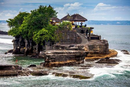 Full-day Western Bali Tour with Sunset at Tanah lot Temple