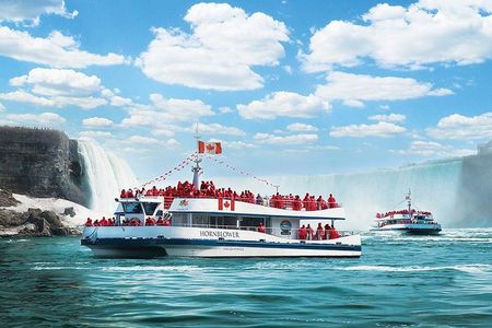 Best Niagara Falls Tour with Boat, Lunch & Journey Behind Falls 