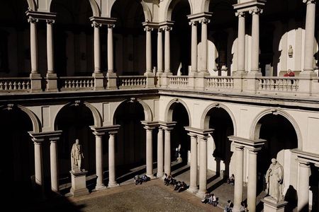 Brera district & Pinacoteca 2-hours guided experience with entrance tickets included