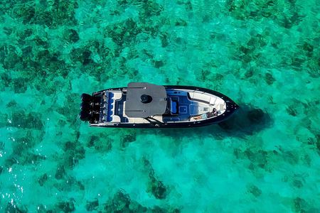 Midnight Sun Charters - 37ft OBSIDIAN