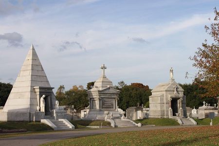 Lake Lawn Metairie Cemetery Walking Tour