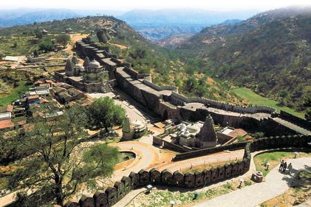 Kumbhalgarh , Ranakpur , Village Experience , Taxi , Shops