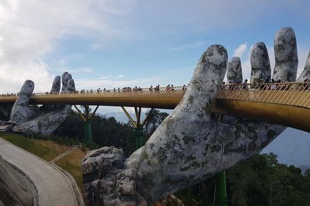 GOLDEN BRIDGE BA NA HILLS& CABLE CAR RIDE & Buffet Lunch(Private)