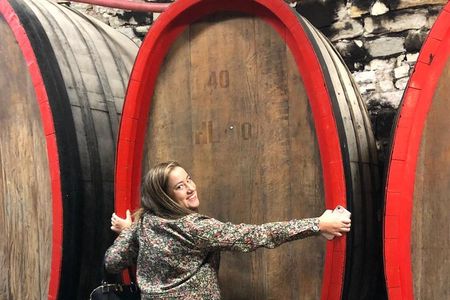 Small Group Wine Tasting in Tuscany with Vineyard Visit