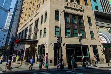 Chicago Walking Tour: A Walk Through Time